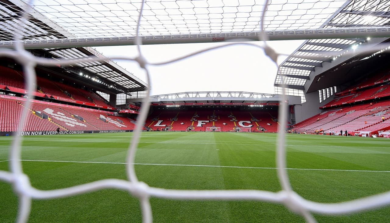 Liverpool FC Premier League Football Match Ticket at Anfield Stadium – photo 13