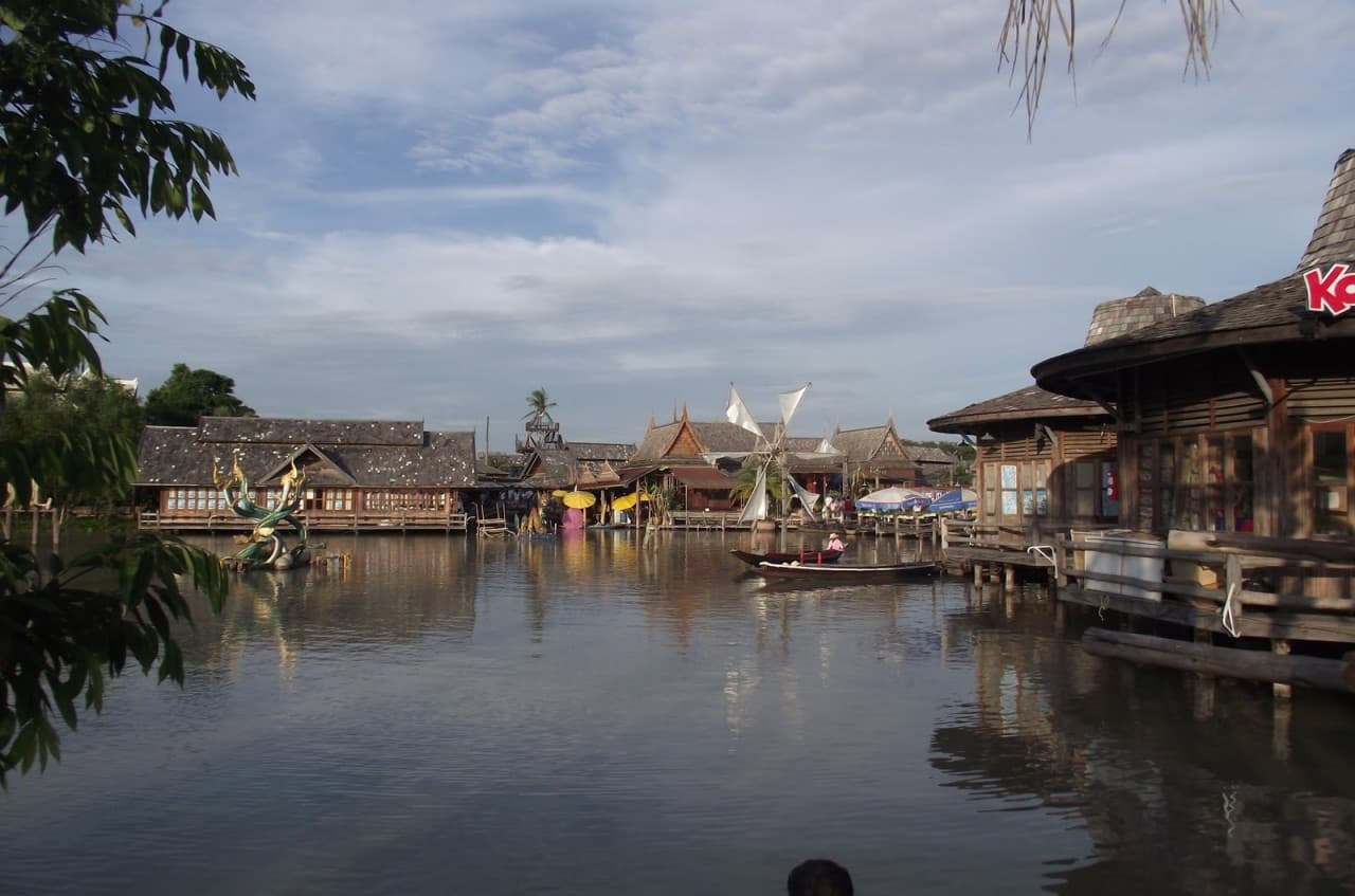Pattaya Floating Market