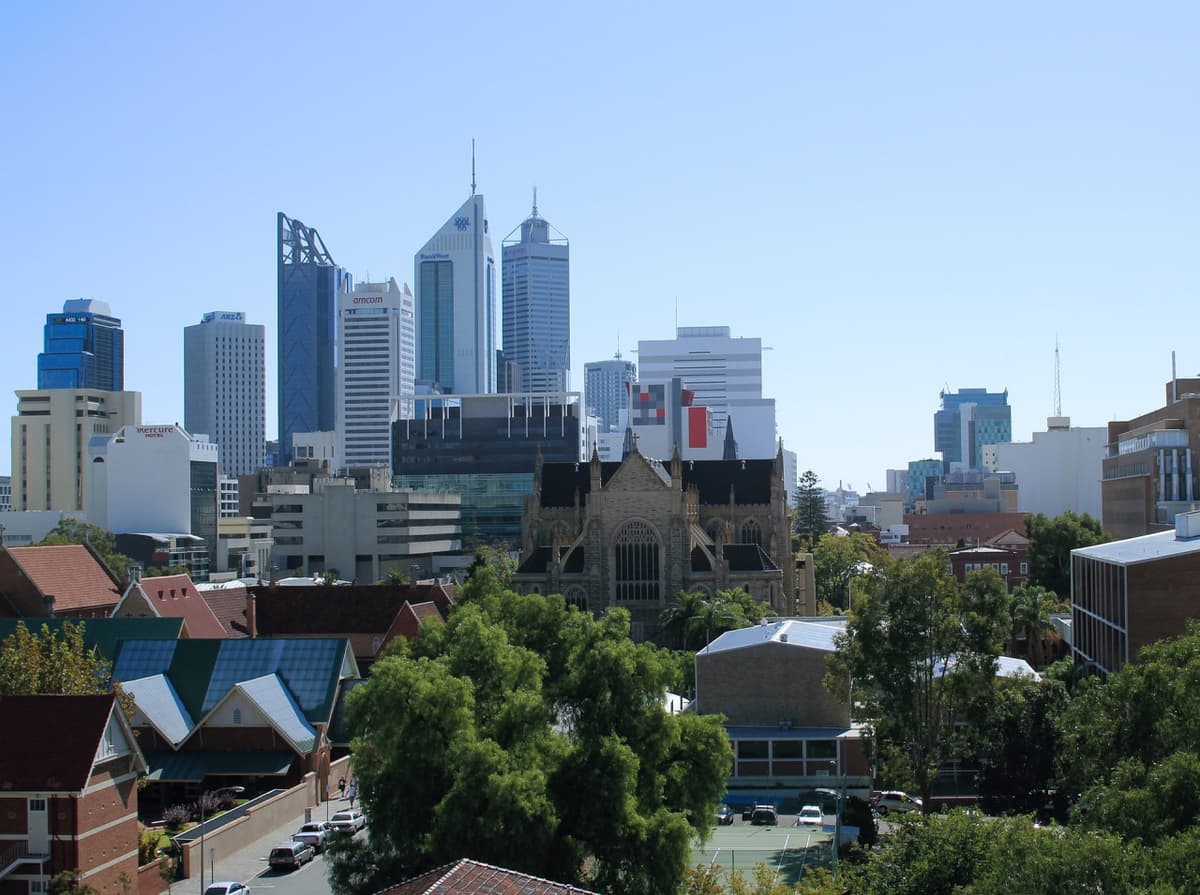 Elizabeth Quay and Perth City Walking Tour