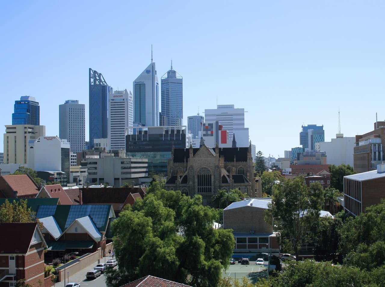Elizabeth Quay and Perth City Walking Tour