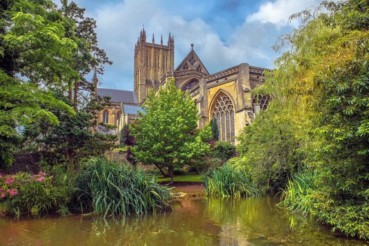 Leeds Castle, Canterbury, Dover, and Greenwich Tour from London