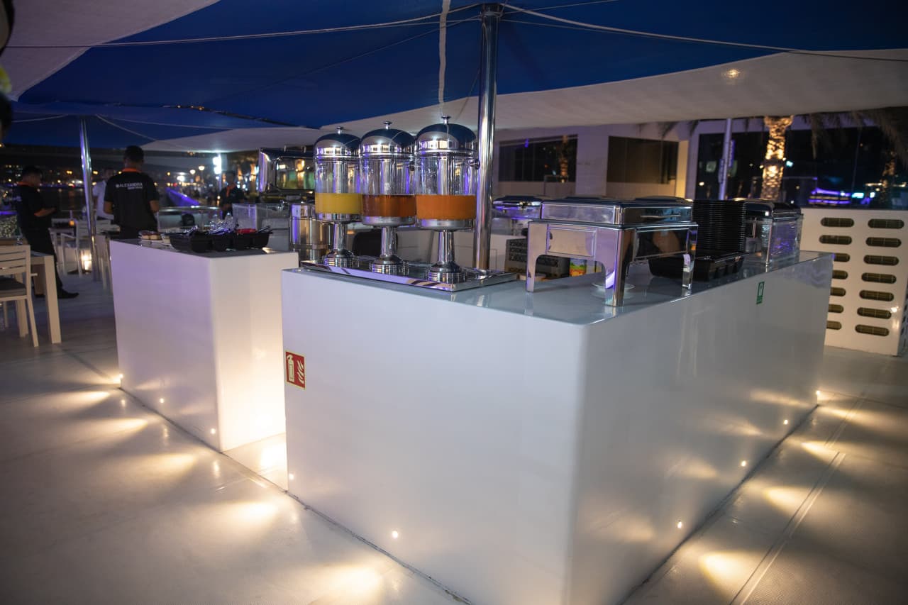 Alexandra Sea Lounge Dinner Cruise in Dubai Marina – photo 3
