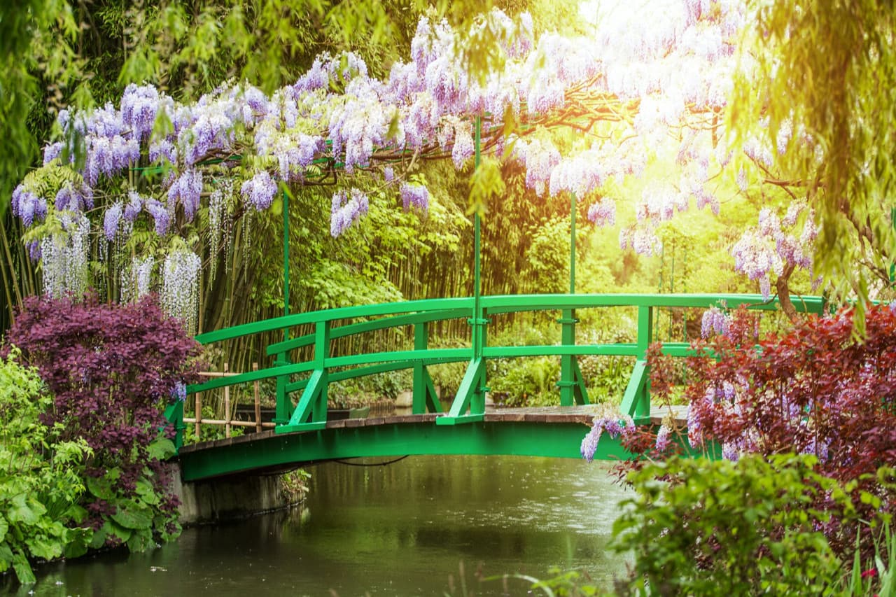 Giverny: Impressionist Day Trip from Paris with Audio Guide