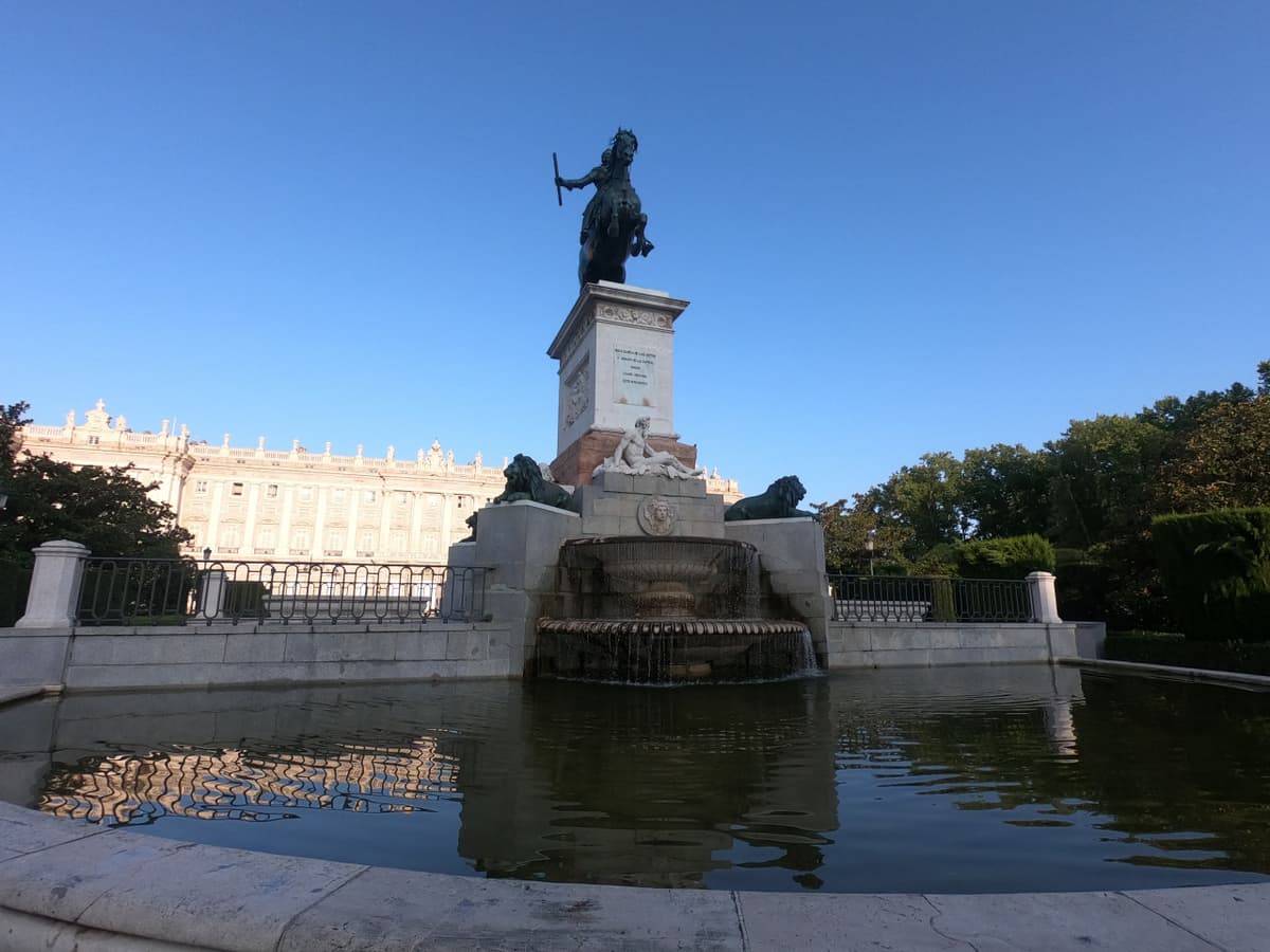 Royal Palace of Madrid Skip-the-Line Guided Tour