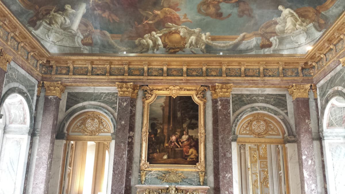 Palace of Versailles Audio-Guided Tour with Round Trip Transfers from Paris