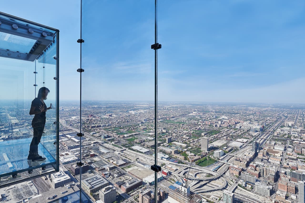 Skydeck Chicago and The Ledge Ticket – photo 14
