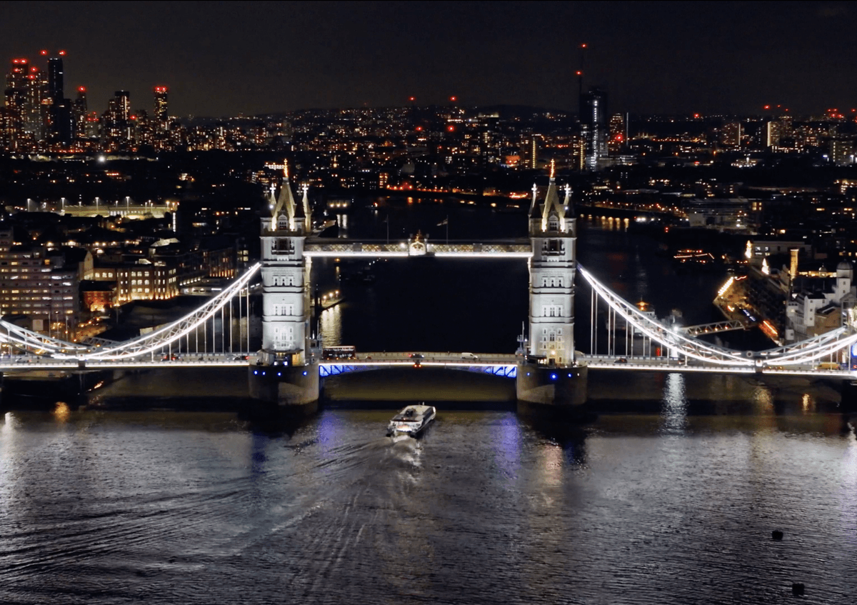 Illuminated River - Thames Uber Boat Night Cruise