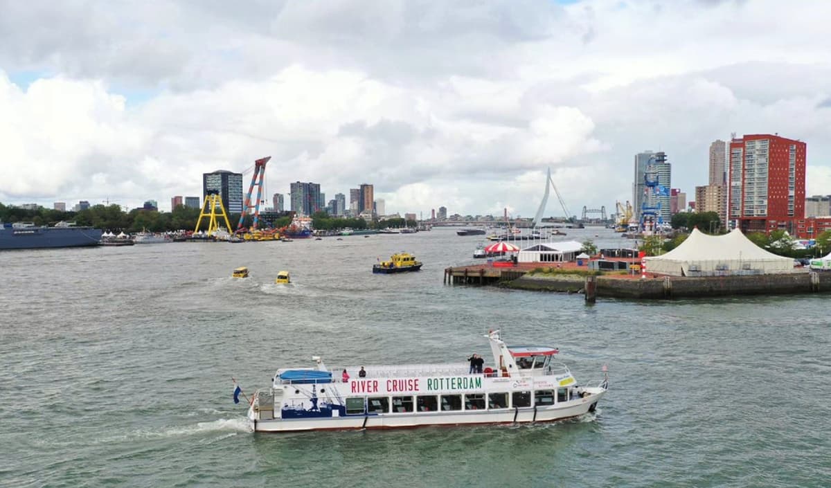 The Hague, Delft, and Rotterdam Full-Day Tour from Amsterdam