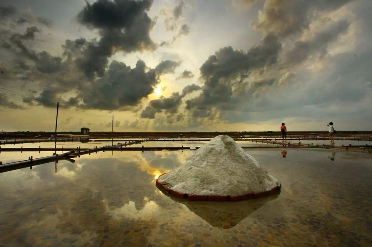 Taiwan Salt Museum and Tainan Private Tour