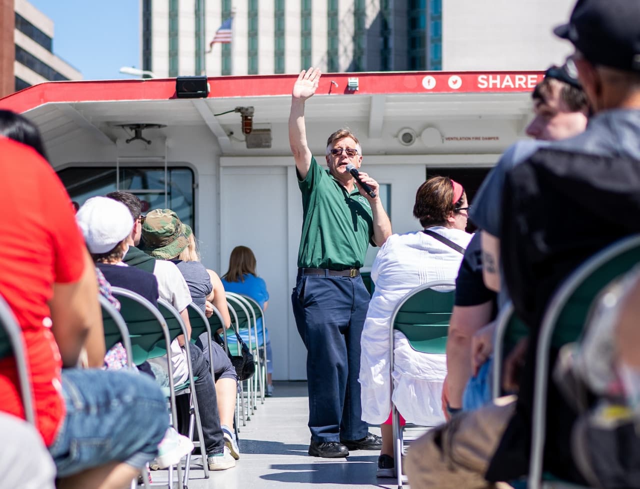 Official Circle Line Cruises, Midtown NYC: Reserved Straight-to-Board Ticket – photo 6