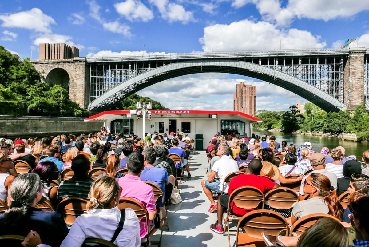 Circle Line "Best of NYC" Sightseeing Cruise (2.5 hours): Reserved Straight-to-Board Ticket