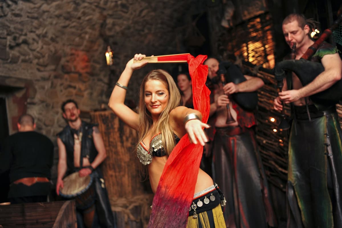 Prague: Medieval Dinner With Live Show & Unlimited Drinks