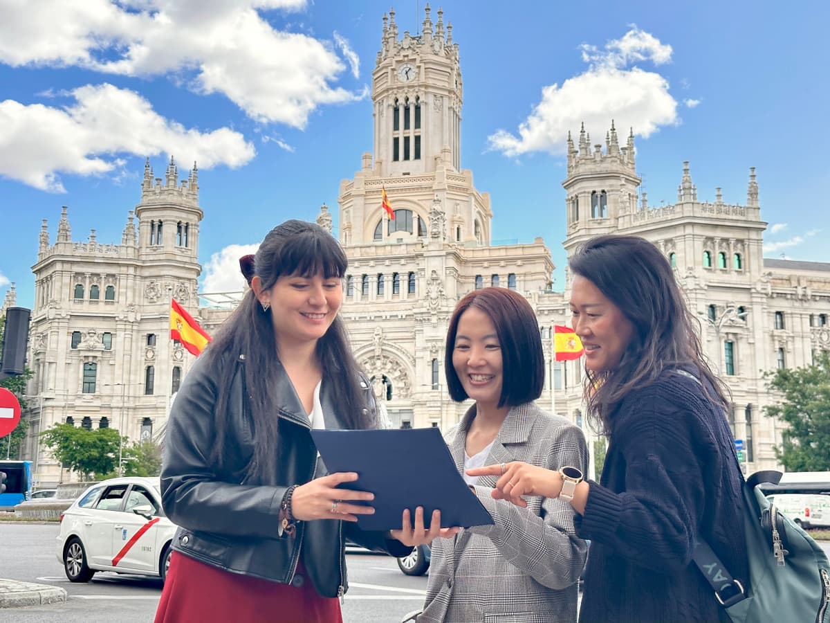 Madrid Highlights Tour with Prado Museum and Royal Palace Skip-the-Line Admission