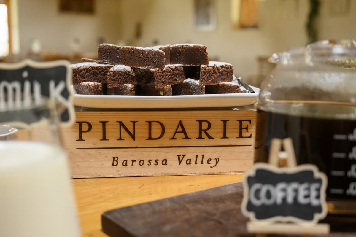 Barossa Valley Wineries and Hahndorf Tour