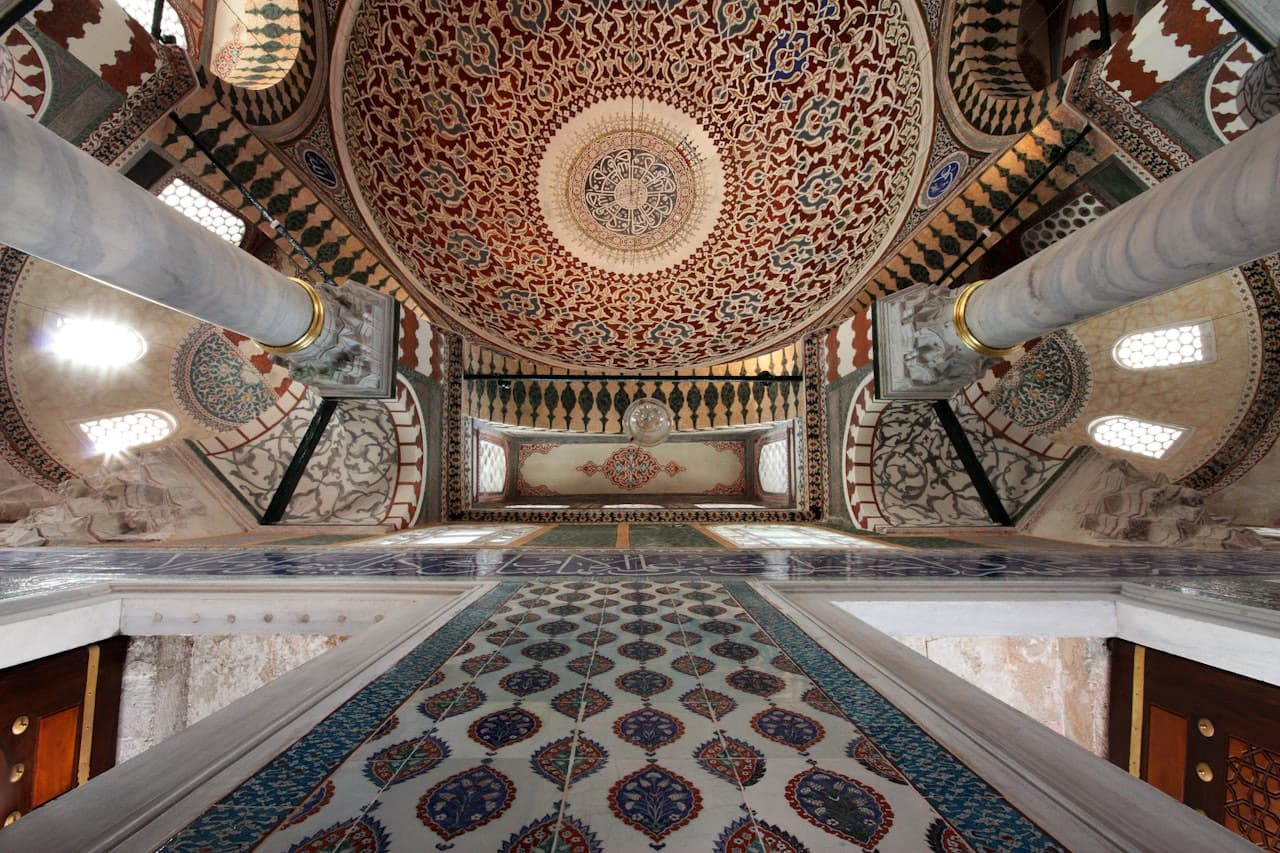 COMBO: Hagia Sophia Grand Mosque + Basilica Cistern + Topkapi Palace Tickets