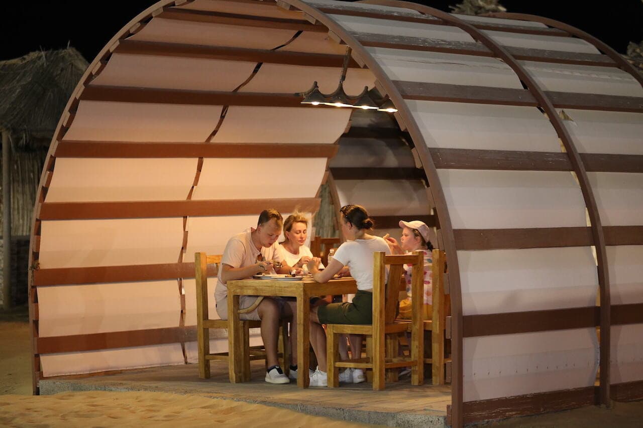 Premium Evening Desert Safari Tour from Dubai with BBQ Dinner – photo 15