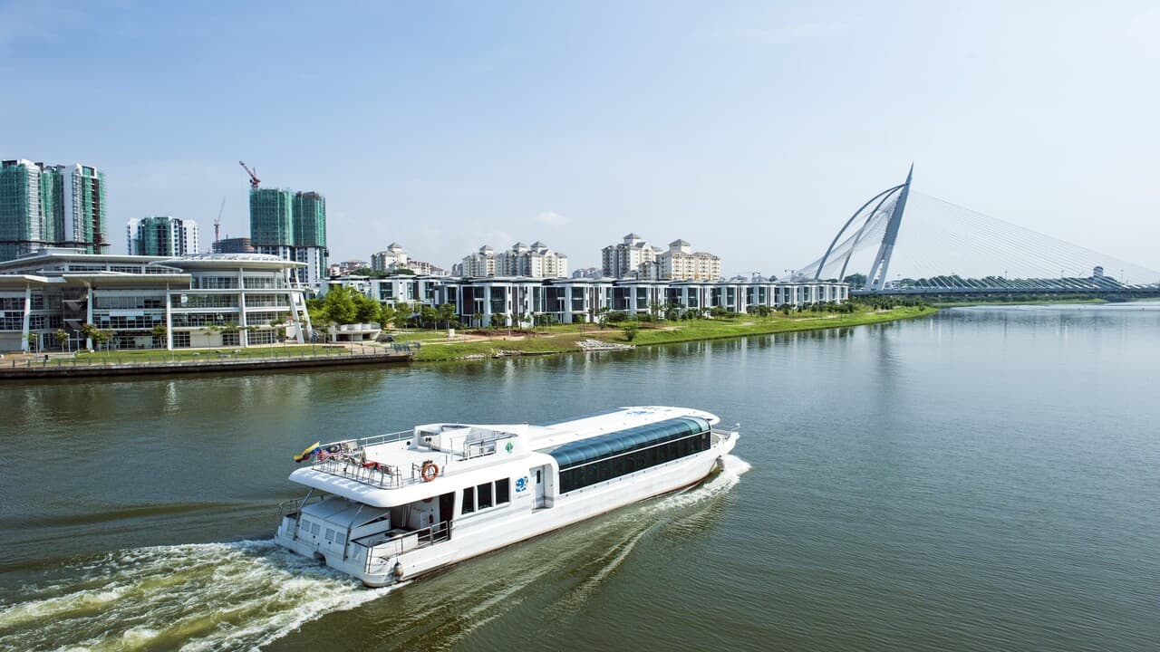 Putrajaya River Cruise and City Tour from Kuala Lumpur – photo 3