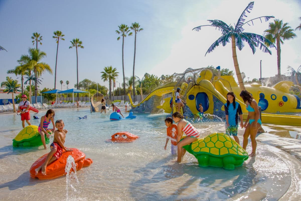 Go City Los Angeles All-Inclusive Pass Plus: Save up to 50% on Attractions