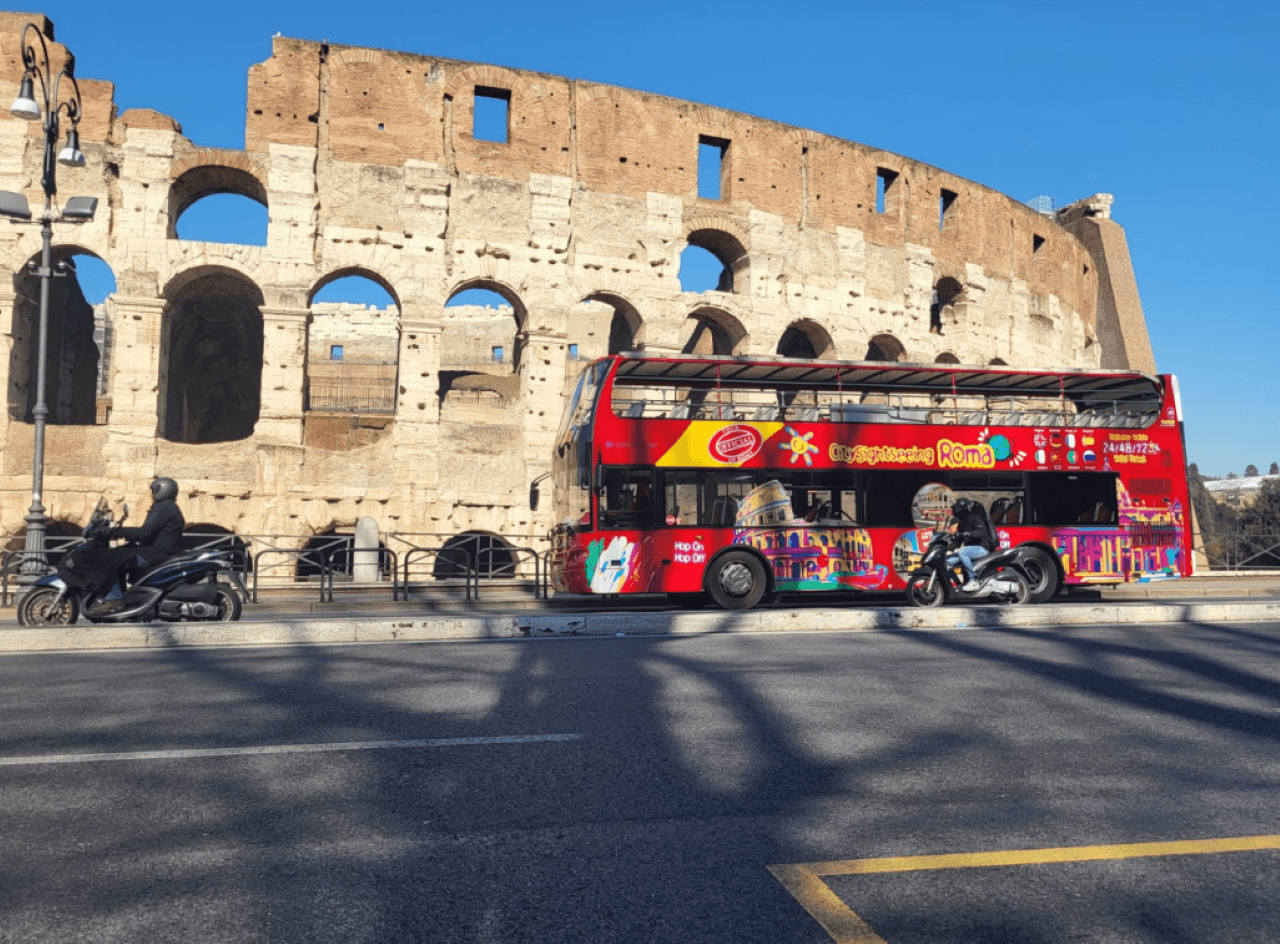 City Sightseeing Rome Hop-on Hop-off Bus Tour with Colosseum, Vatican Museums, and Sistine Chapel