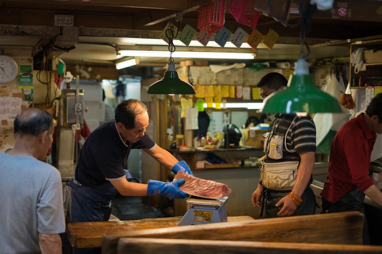 Tsukiji Outer Market Breakfast Tour – photo 3