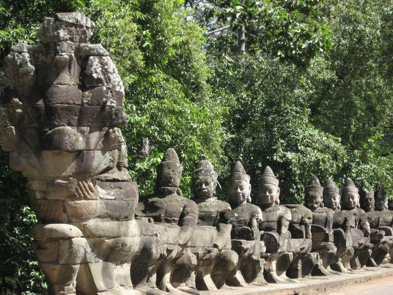 Angkor Wat and Siem Reap Temples Tour – photo 10