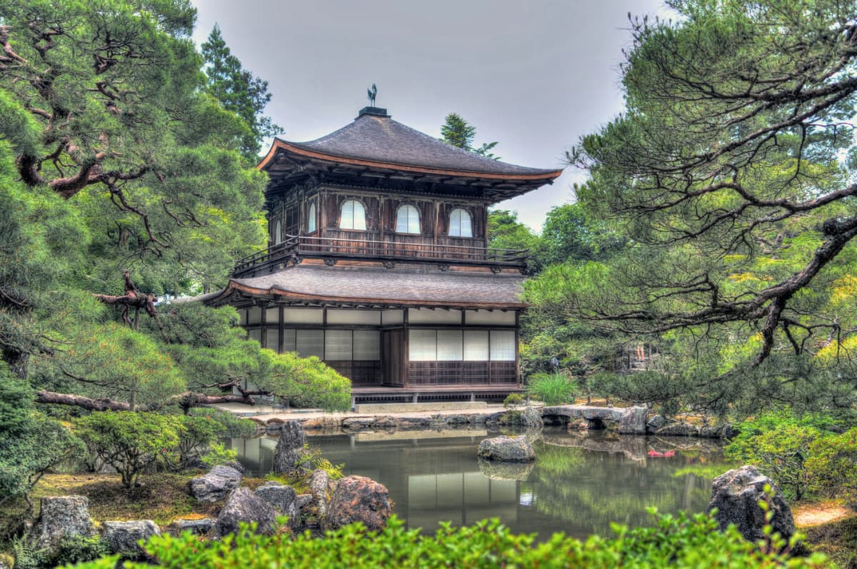 Kyoto Half-Day Temple Tour: Kinkaku-ji, Ginkaku-ji, Kiyomizu-dera