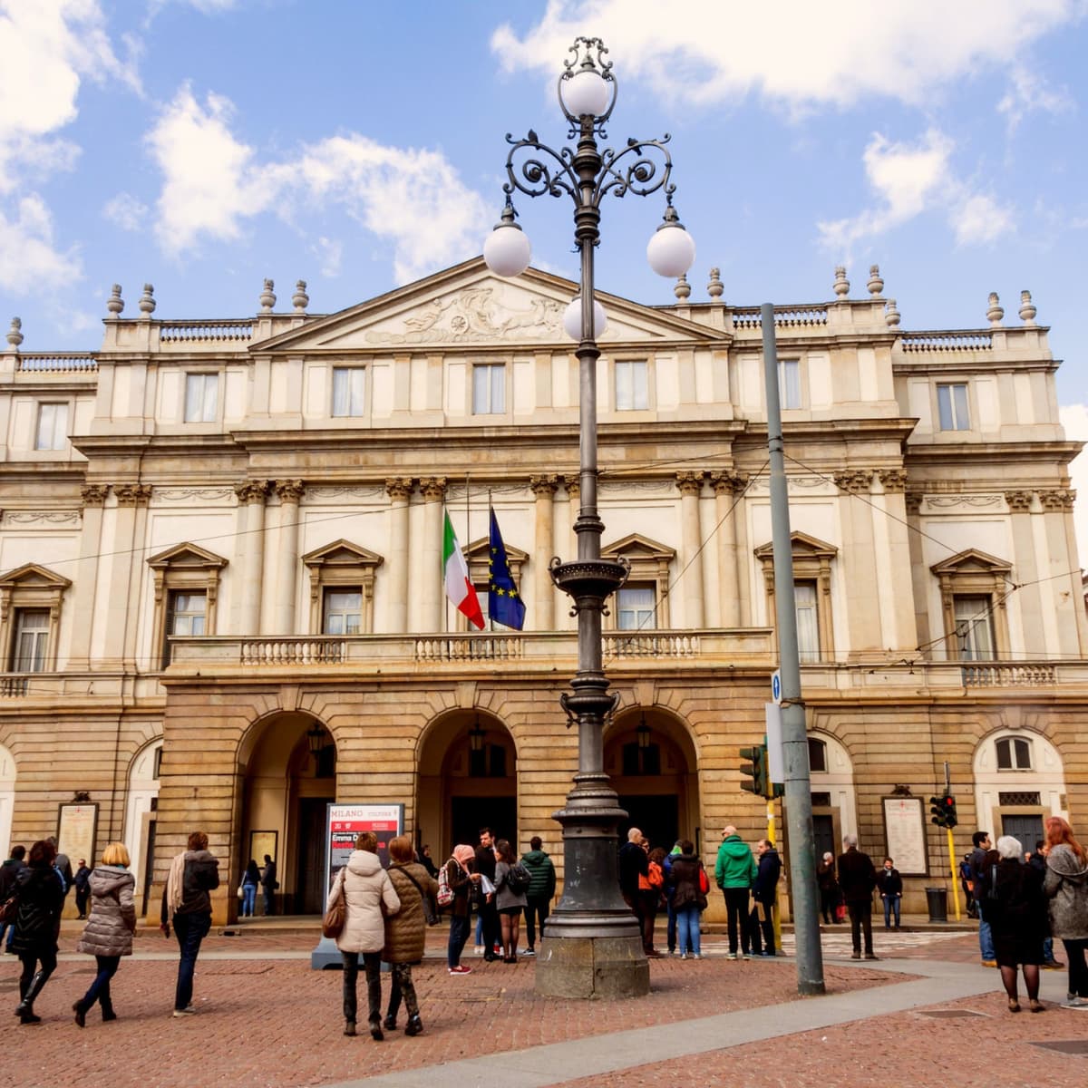 La Scala Theatre Guided Tour