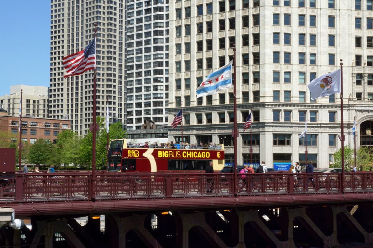 Big Bus Chicago Hop-on Hop-off Bus Tour