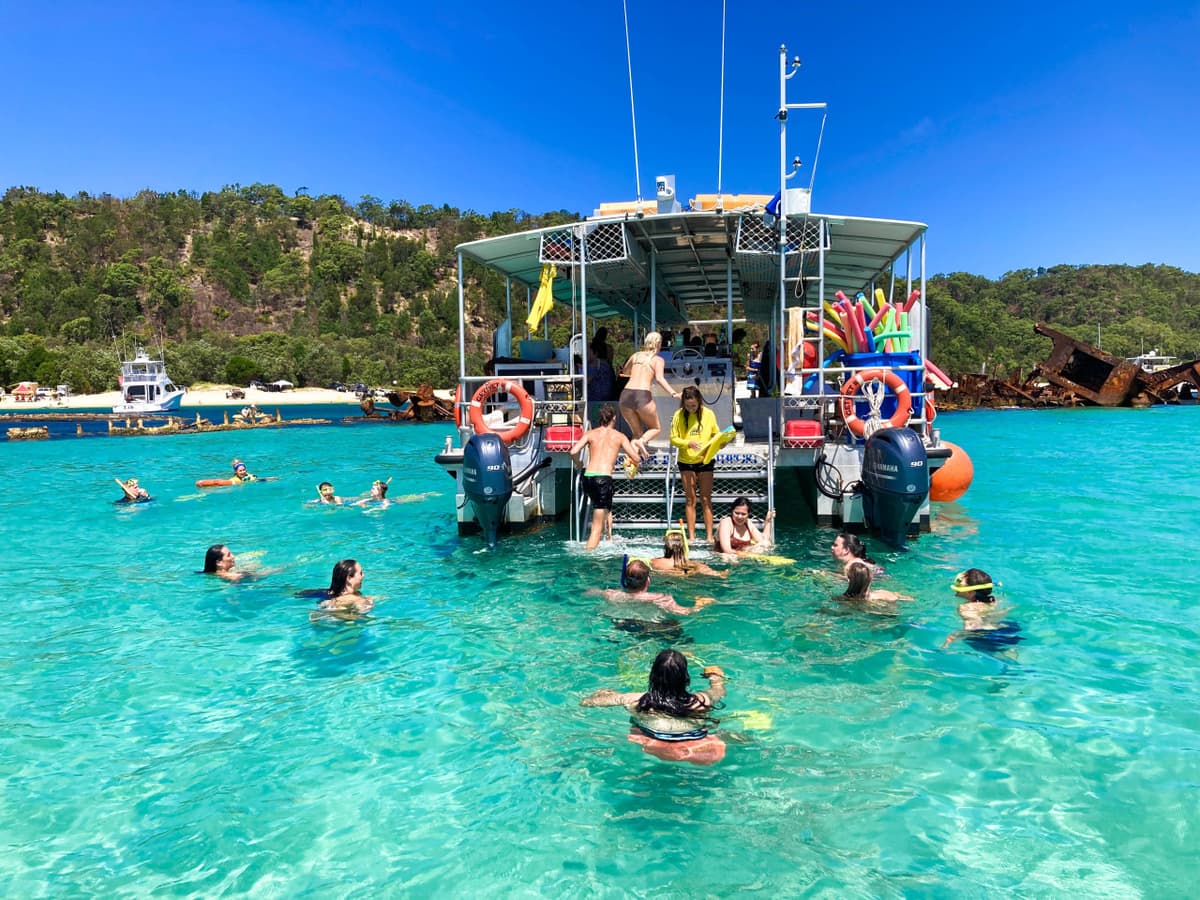Tangalooma Wrecks & Dolphin Cruise Optional Round transfer from Brisbane City and Gold Coast