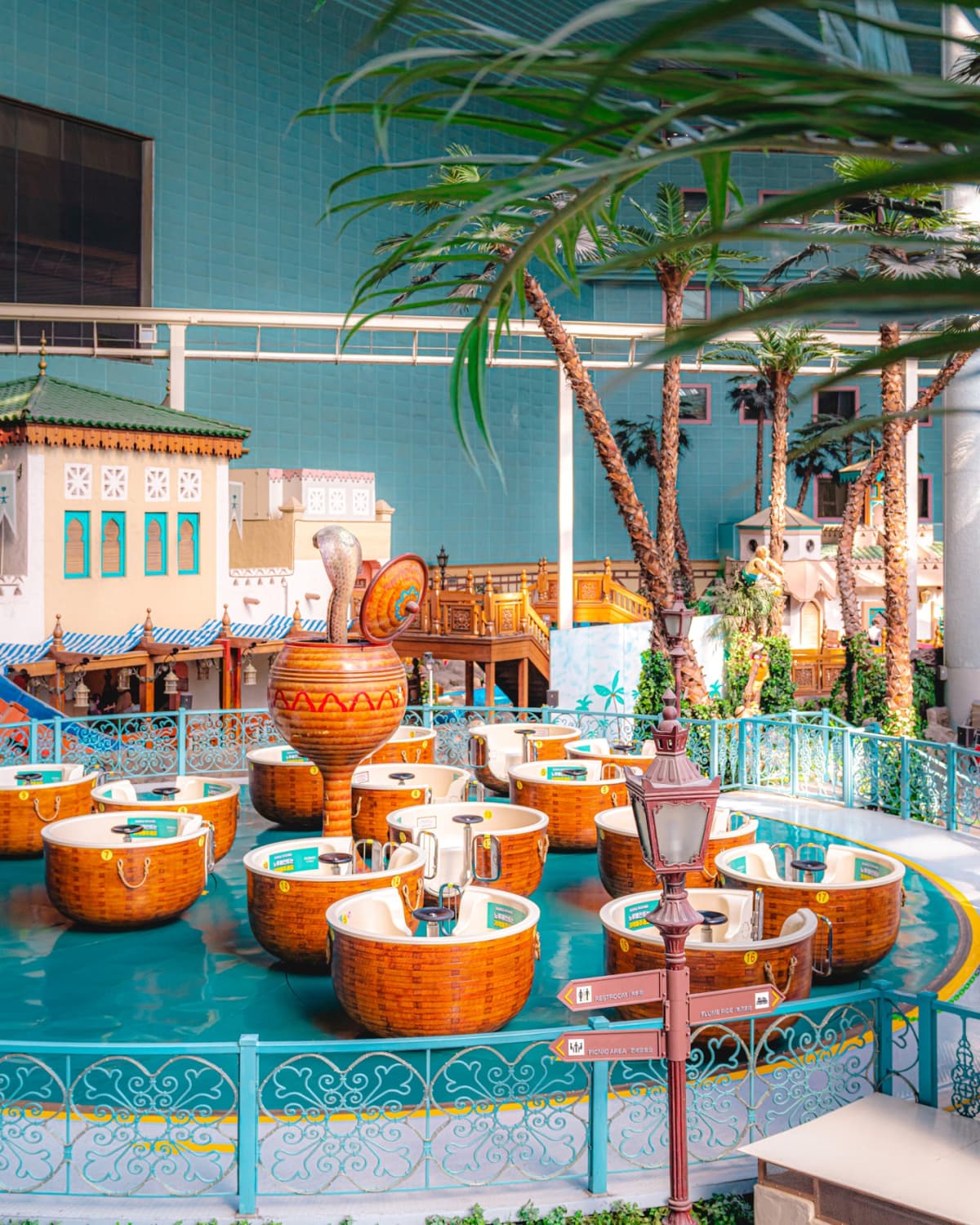 COMBO: Lotte World Adventure Seoul + Lotte World Aquarium + Seoul Sky Observatory Tickets