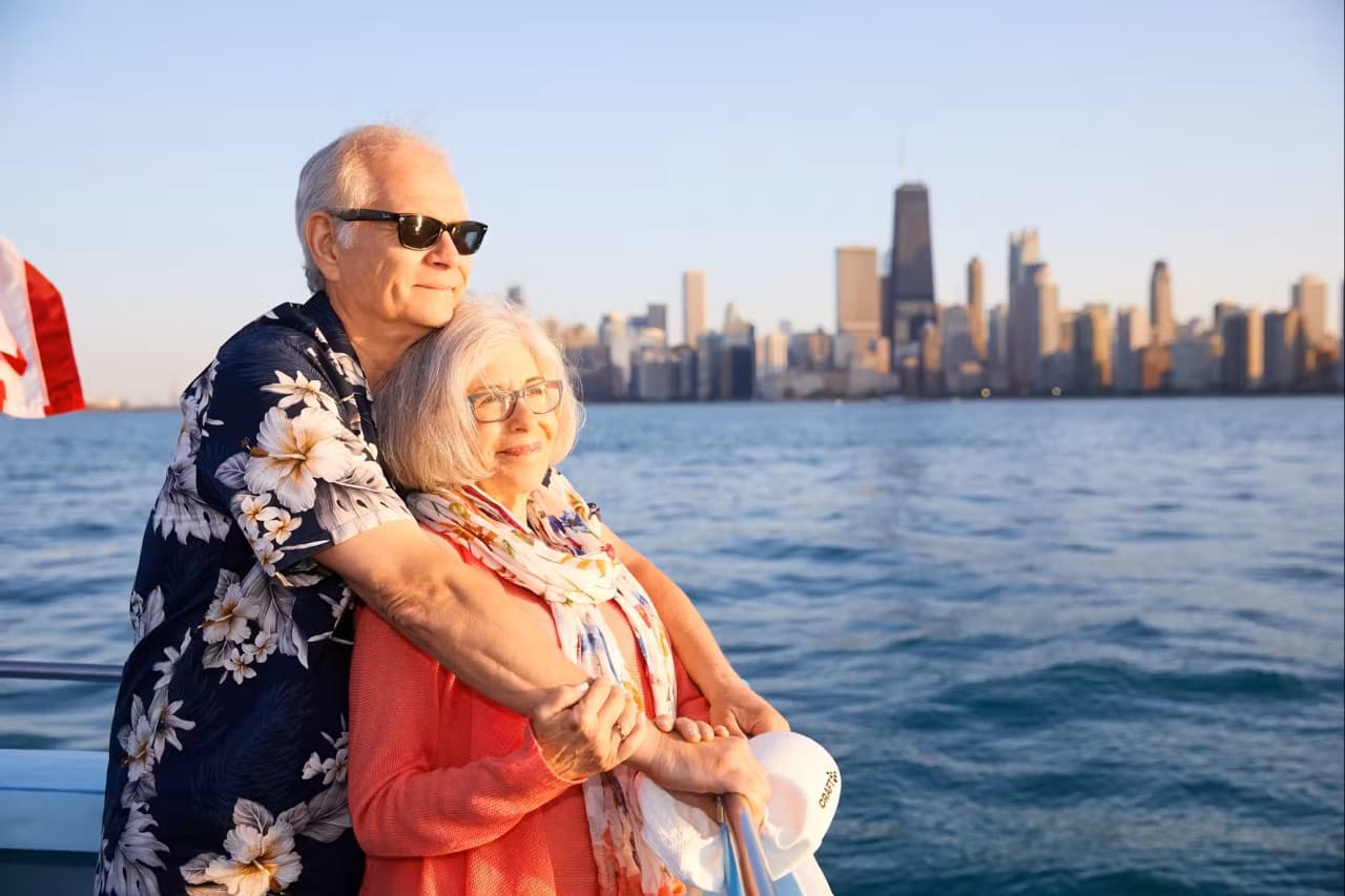 Lake Michigan and Chicago River Cruise Ticket