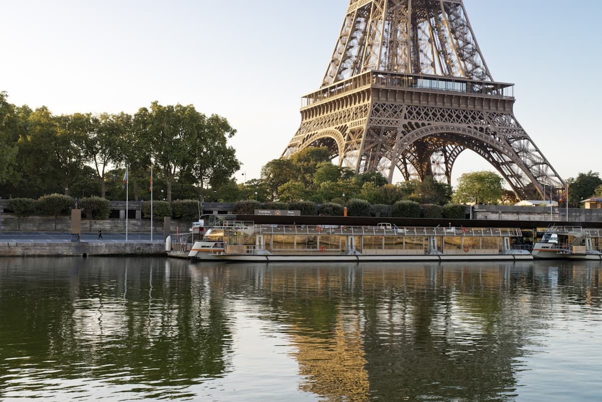 Seine River Cruise by Bateaux Parisiens – Departing from the Eiffel Tower