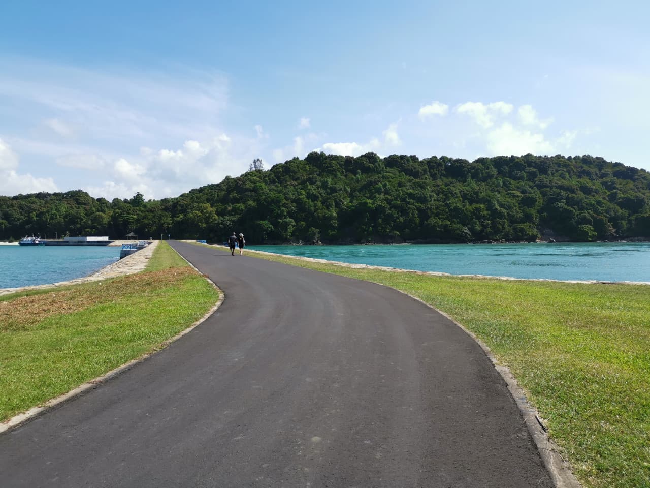 Singapore Island Cruise - St. John's Island, Lazarus Island, and Kusu Island by Ferry – photo 2