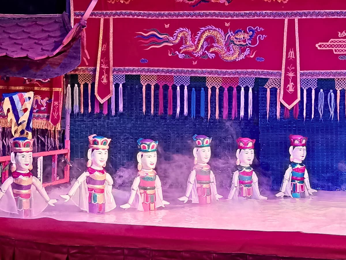 Golden Dragon Water Puppet Show