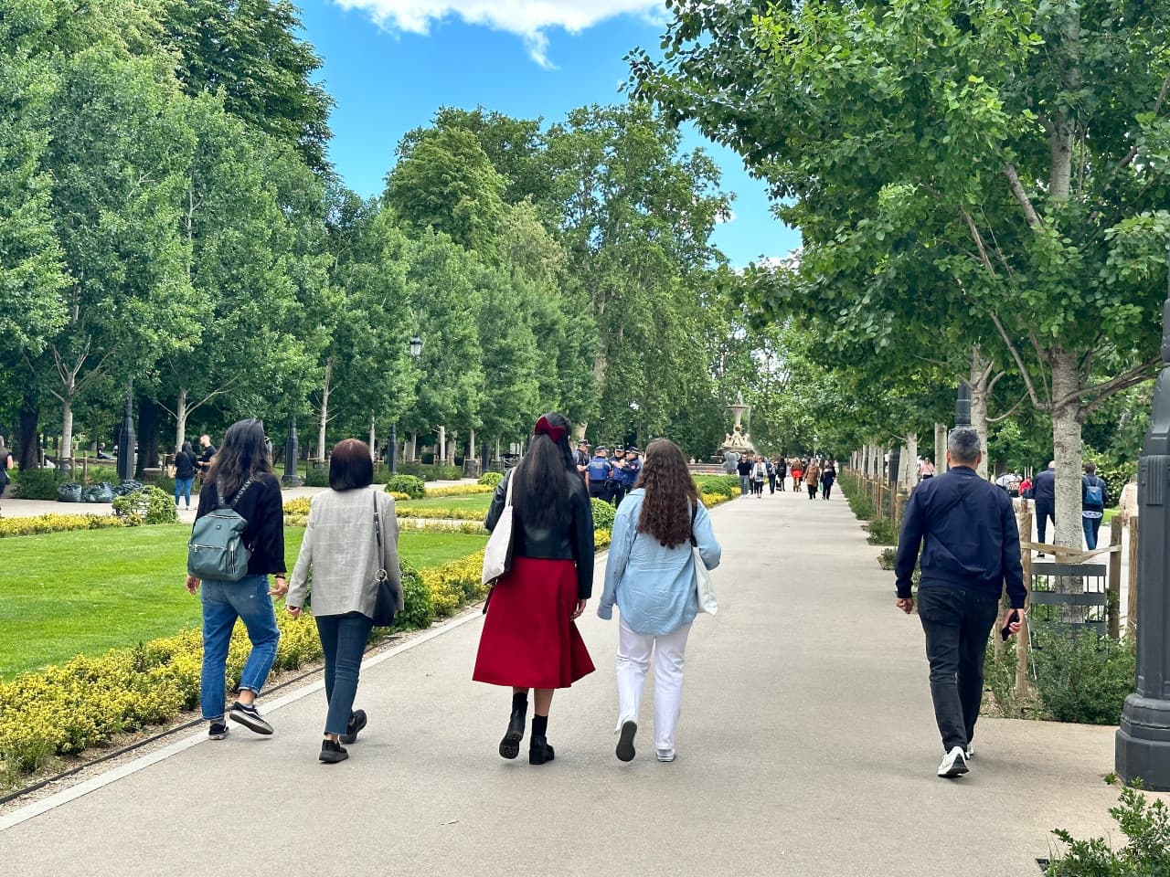 Madrid Highlights Tour with Prado Museum and Royal Palace Skip-the-Line Admission