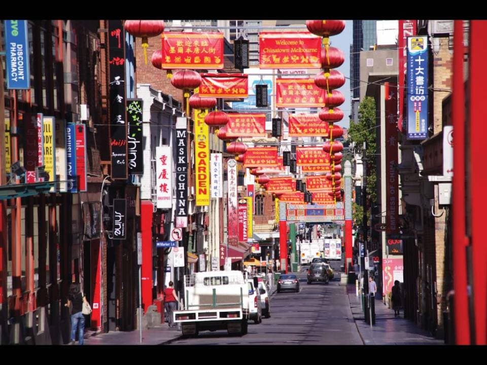 Melbourne Bus Tour with Queen Victoria Market visit