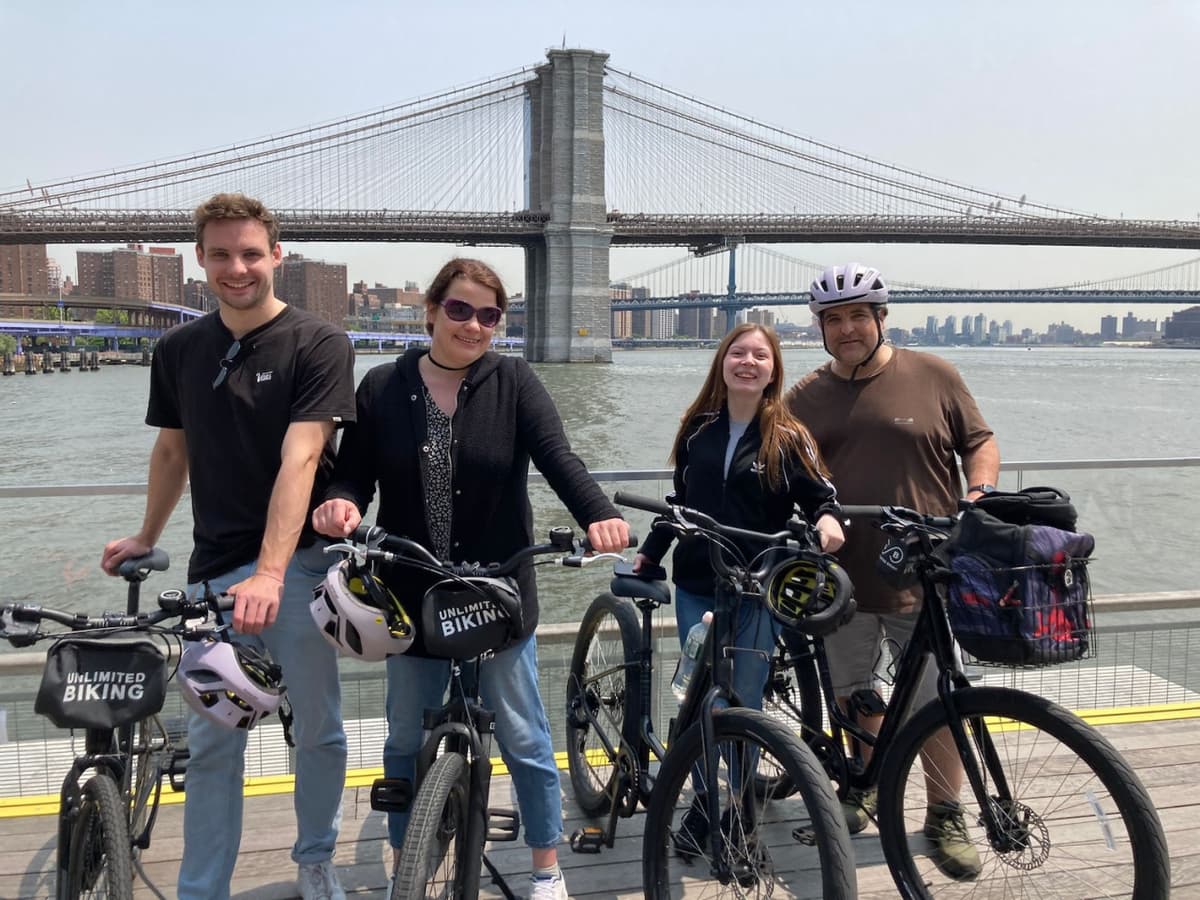 New York City Bike Rental at Brooklyn Bridge