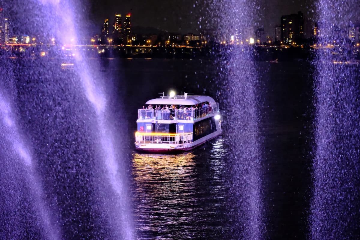 Han River E-land Cruise
