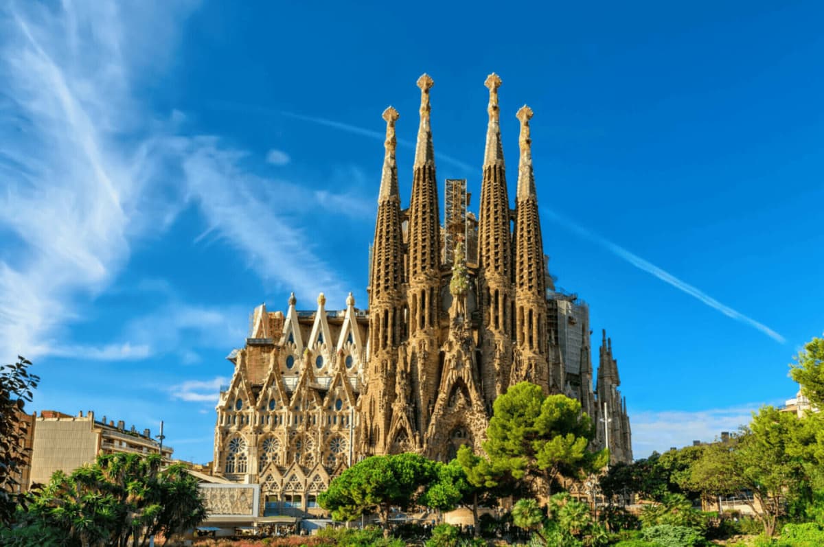 Barcelona Self-Guided Audio Tour: Sagrada Familia, Park Guell, Casa Batllo