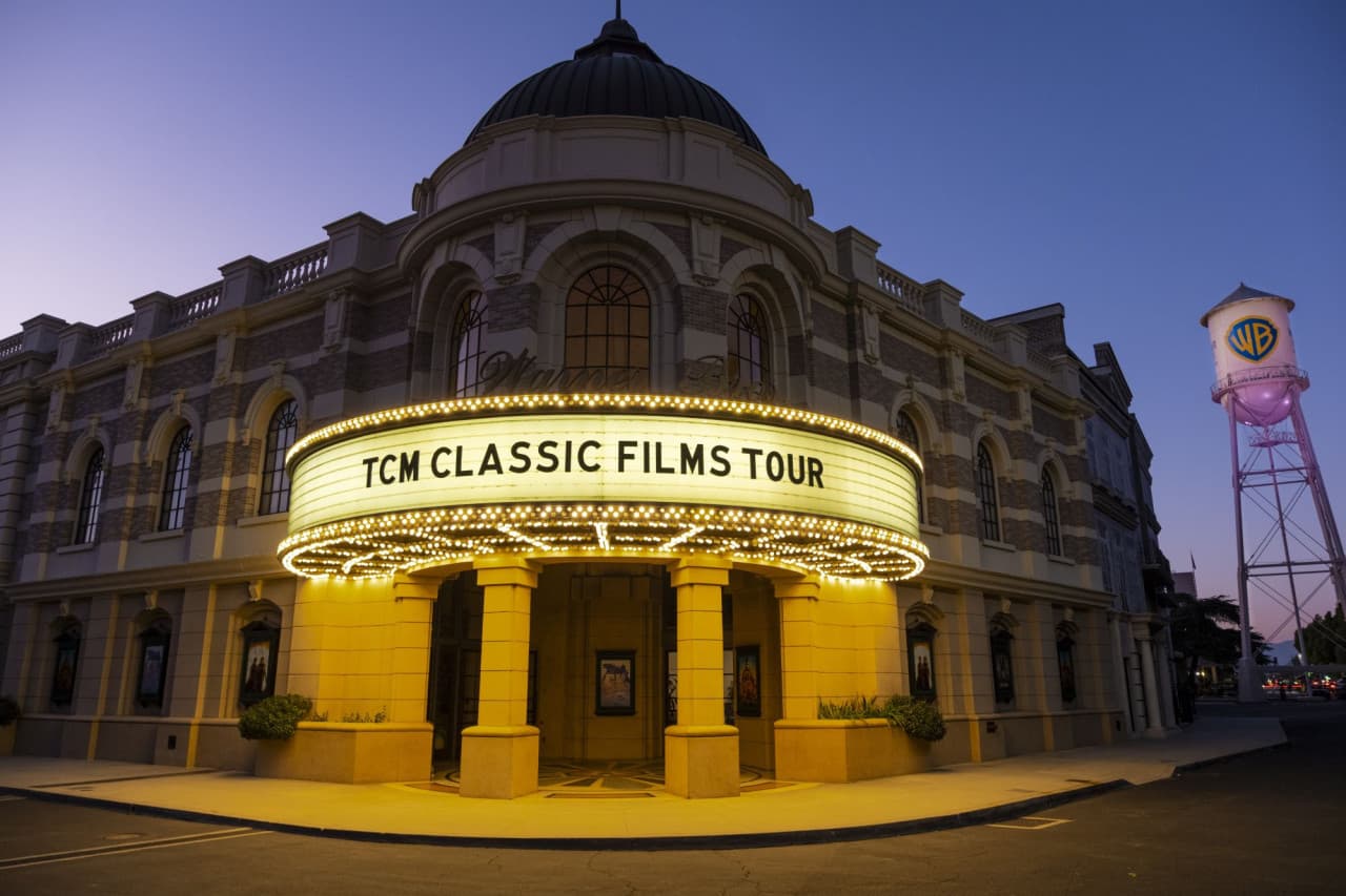 Warner Bros. Studio Tour Hollywood Guided Tour: TCM's Classic Films Tour
