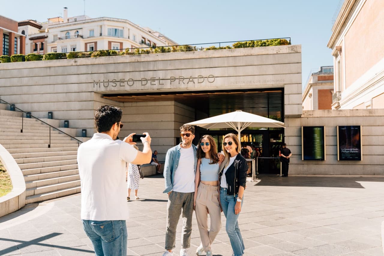 Madrid Walking Tour with High-Speed Train Transfer from Barcelona and Prado Museum Admission