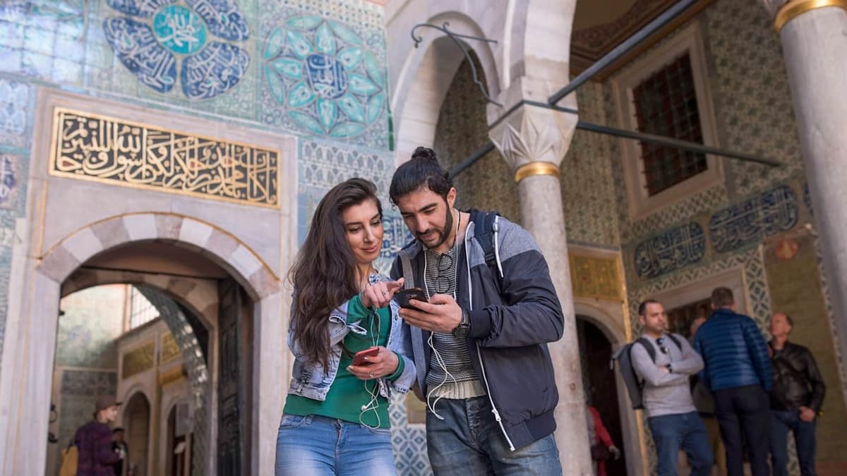 Topkapi Palace Ticket: Skip-the-Line + Audio Guide