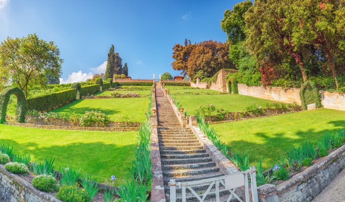 Boboli Gardens Guided Tour with English-Speaking Guide & Pitti Palace Entry