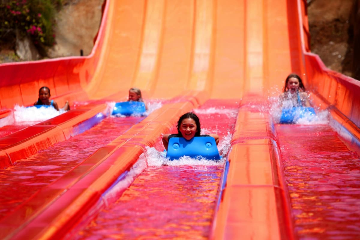 Hawaii: Wet 'n' Wild Ticket + Transportation from Waikiki