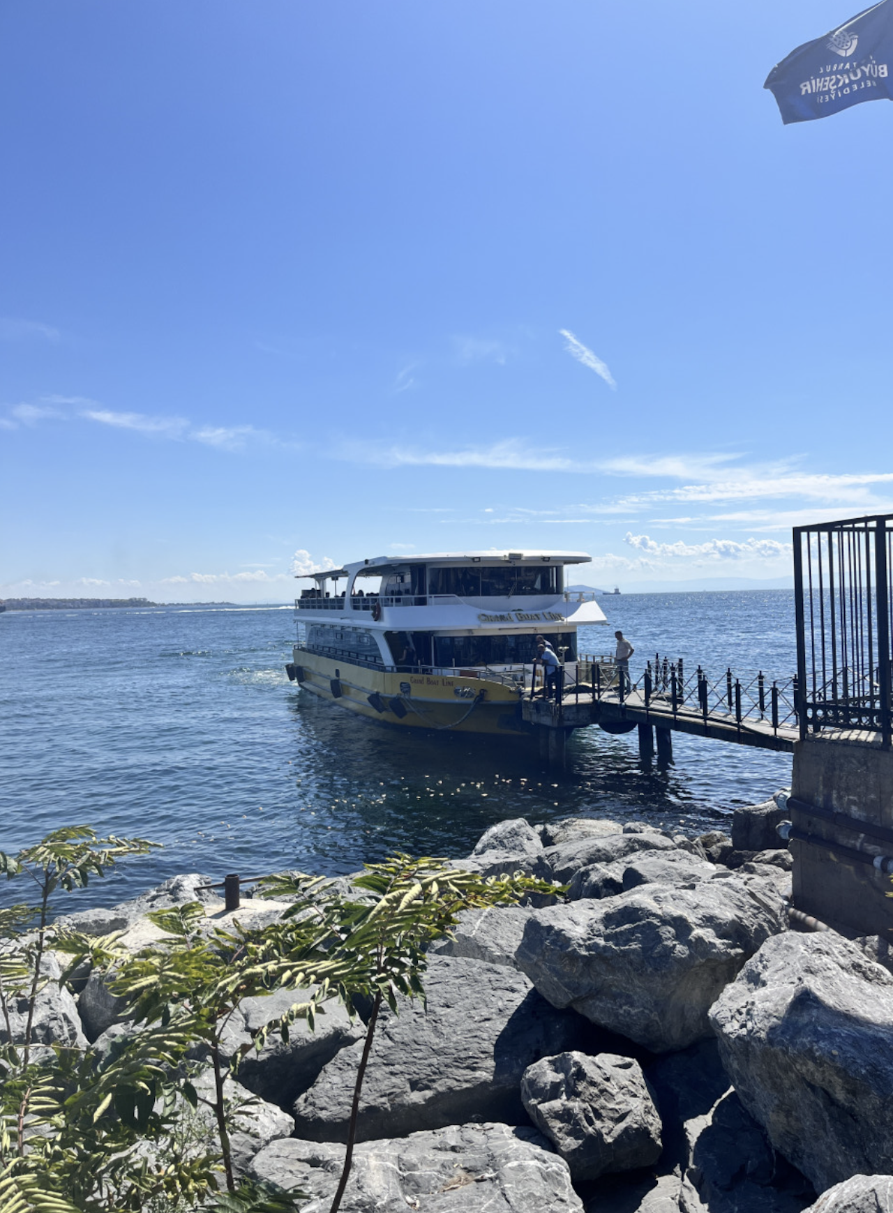 Golden Horn and Bosphorus Sightseeing Cruise with Audio Guide
