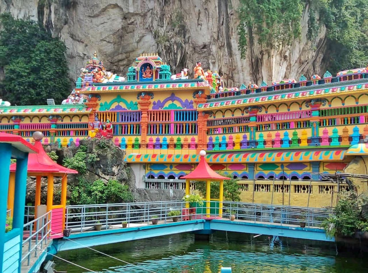 Batu Caves and Kuala Lumpur Countryside Tour – photo 10