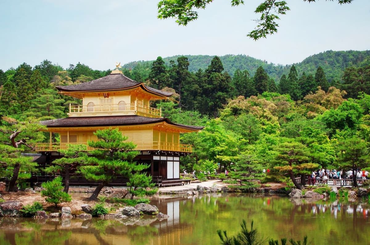 Kyoto Full-Day Tour: Nijo Castle, Kinkaku-ji,  Fushimi Inari Taisha, Kiyomizu-dera Temple