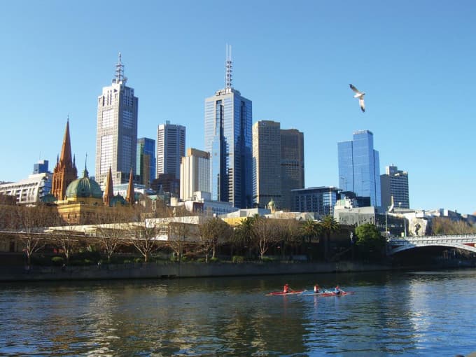Melbourne Coach Tour with Yarra River Cruise
