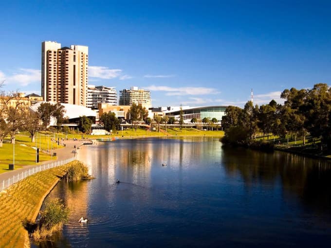 Mount Lofty Ranges and Adelaide City Tour