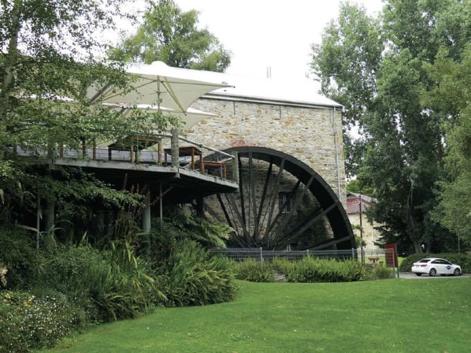 Mount Lofty Ranges and Adelaide City Tour